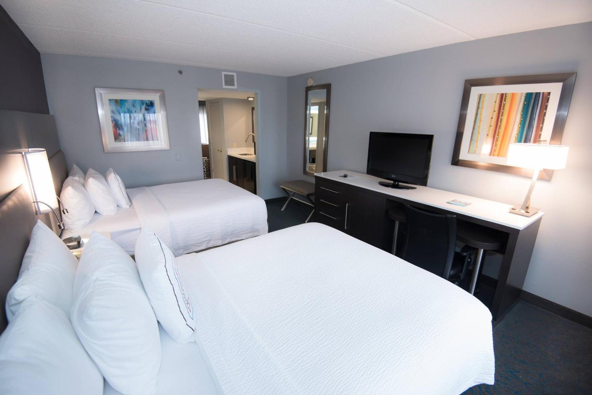 Fairfield & Atlanta Airport North Hotel