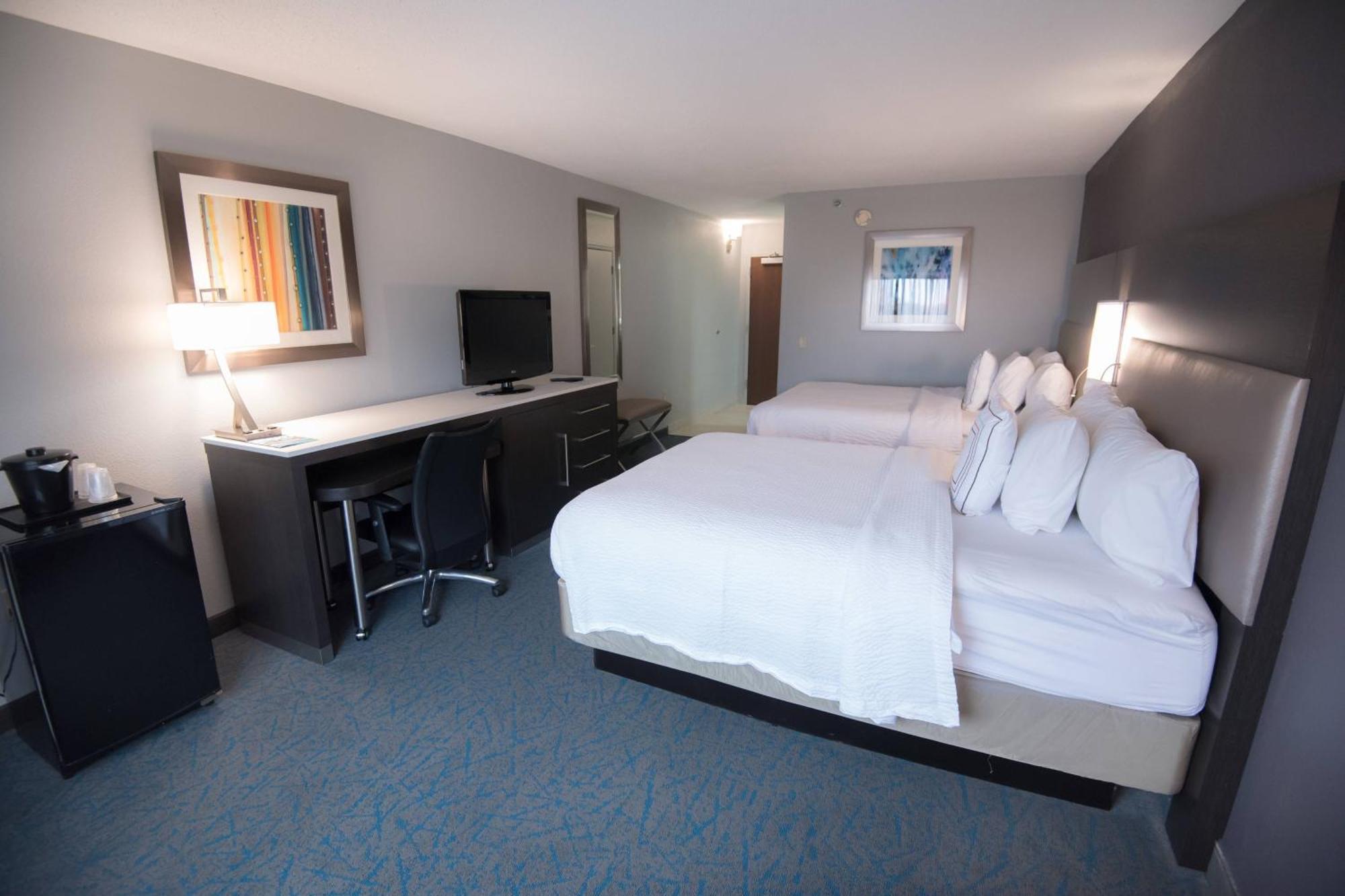 Fairfield & Atlanta Airport North 3*