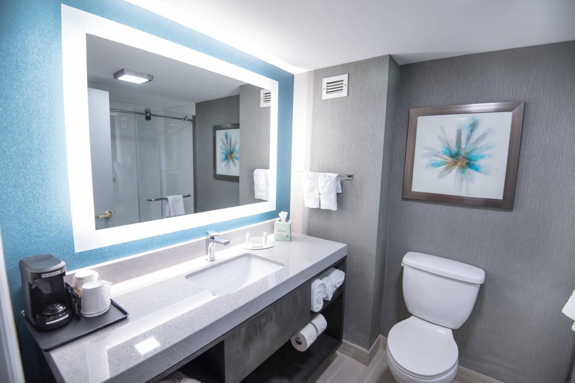Fairfield & Atlanta Airport North Hotel